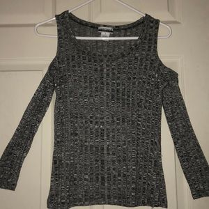 Top with cut out shoulders